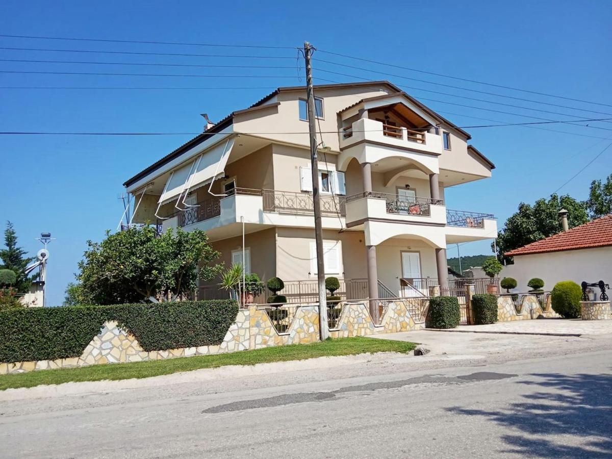 Loft By The Sea-Agios Nikolaos-Lefkada Appartement Agios Nikolaos  Buitenkant foto