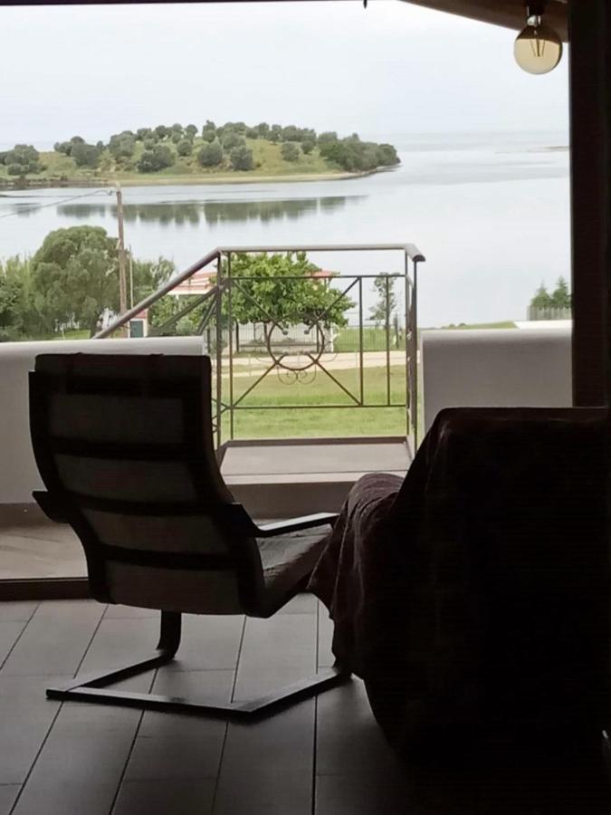 Loft By The Sea-Agios Nikolaos-Lefkada Appartement Agios Nikolaos  Buitenkant foto